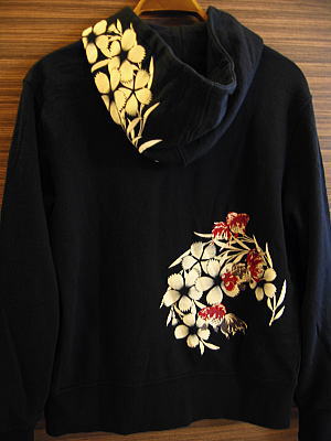 和柄Ｔシャツ　金魚パーカー